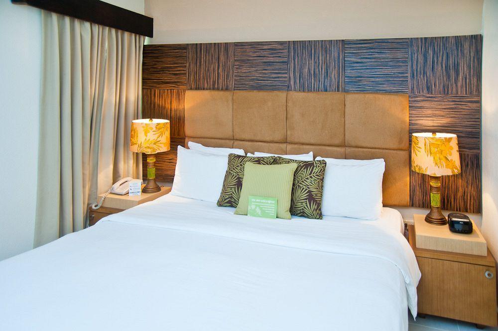 Mango Bay All Inclusive Saint James Buitenkant foto