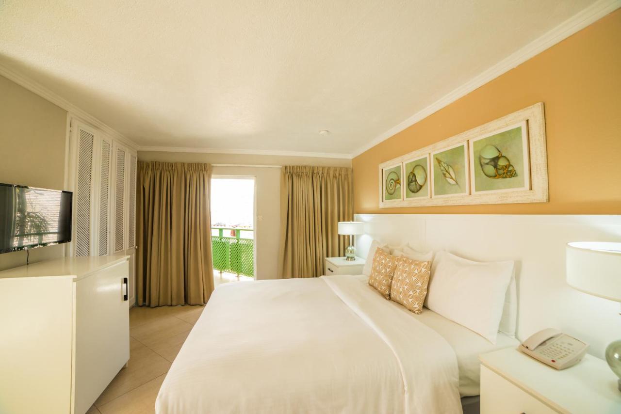 Mango Bay All Inclusive Saint James Buitenkant foto